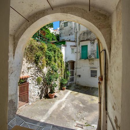 Casalina Amalfi Center Apartment Luaran gambar